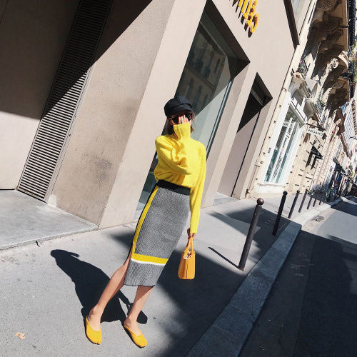 快丢掉老土的连衣裙吧，今年流行穿这样的小香风套装让你洋气到爆