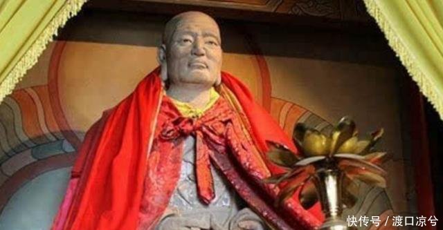山西有座神秘寺庙，拥有15尊“肉身佛像”，脚骨清晰可见！