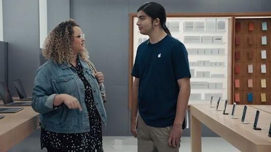 今日鲜闻 | 抵制天价片酬声明、北京房山山体塌方、滴滴司机曝光