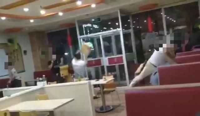 造谣“日照牛肉面饭店打架”的人被抓了！拘留十天！