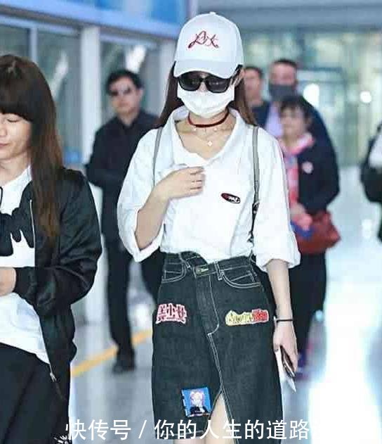 赵丽颖裙子上的3个字亮了，5个赵丽颖4个假，你是她的真爱粉吗