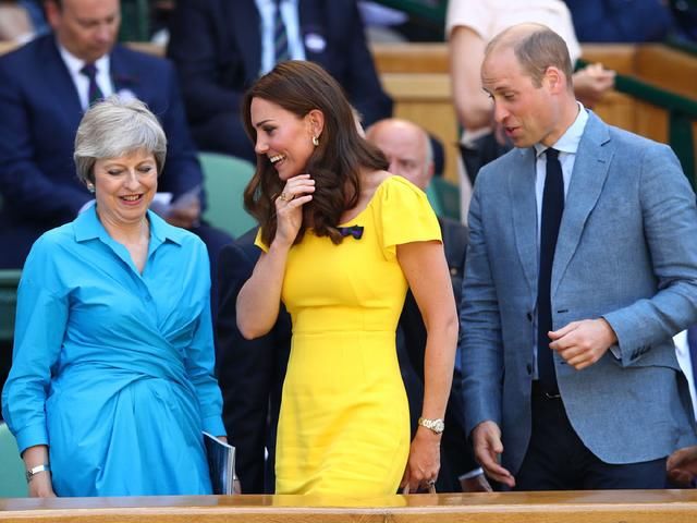 复联三帅穿西装，凯特王妃穿紧身裙，温网观众阵容太豪华!