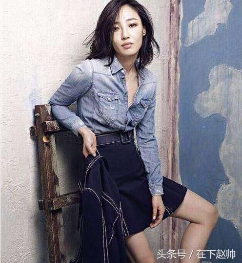 白百何越来越大胆了！紧身裙印出三角区，井柏然眼都不知往哪看了