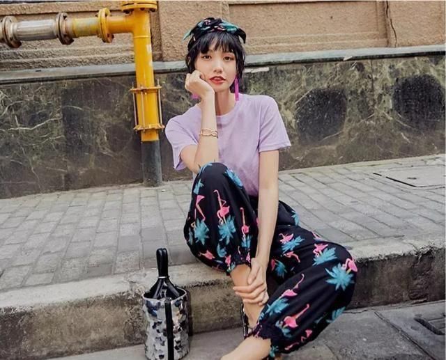  「竟然」这么显瘦的裤子，竟然藏在妈妈的衣橱里！
