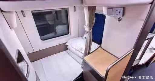  #行走#厉害了我的国,中国最舒适的双层软卧高铁,行走大中国越来