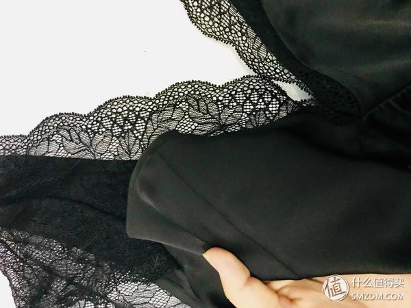 巨蟹座男友送我的蕾丝小性感睡裙-生日礼物开箱