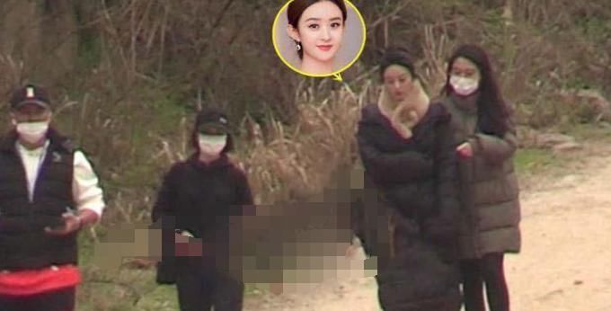  『剧照』赵丽颖颜值重回巅峰，剧照美到爆，颖宝对剧组人员上演迷人一笑