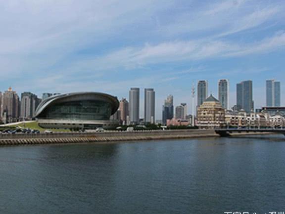 世界最大广场,是天安门广场4倍,莫斯科红场的19倍,就在中国