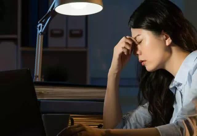 这4个坏习惯,会让皮肤越来越差,尤其第1个中招人最多,也很难改掉