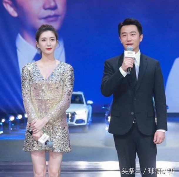 江疏影这腿没谁了，同台黄轩光腿长就赢了，网友:这短裙pick了!