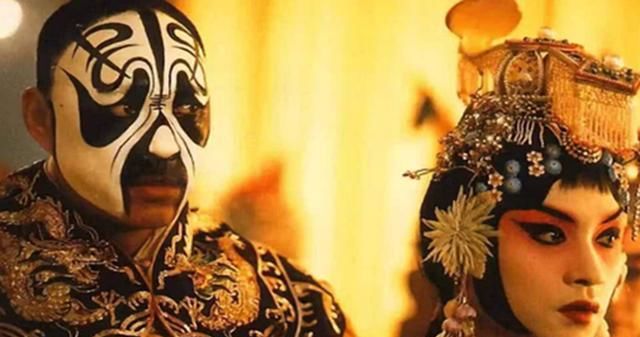 『全网』全网悼念17年，众多明星发博，张国荣究竟有何魅力？