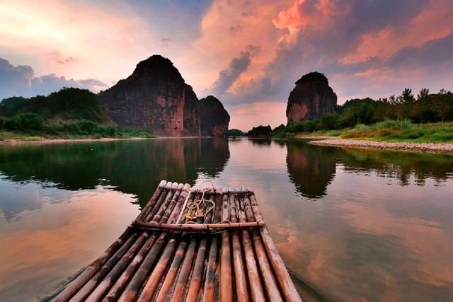 江西最值一览的景区，不是龙虎山和三清山，而是这座仙境般的名山