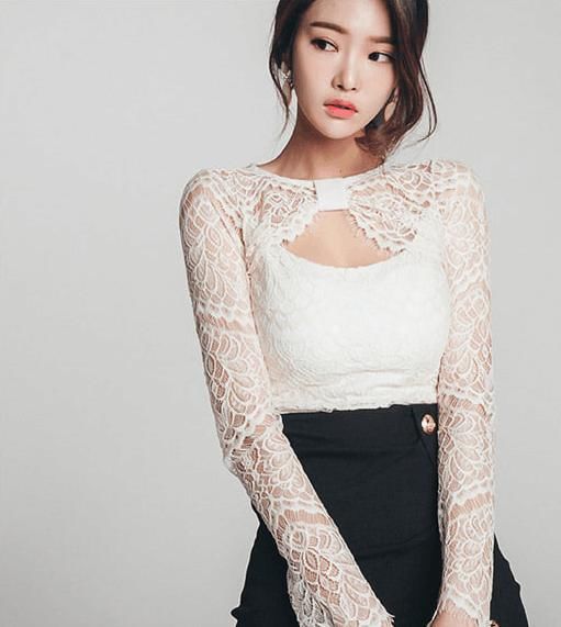 『 蕾丝』呼吁女人味散发, 小姐姐可厉害了，蕾丝蝴蝶包臀裙,