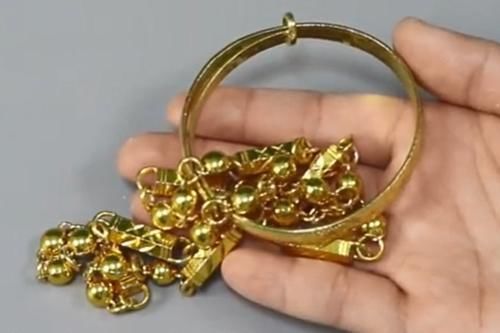  金光闪闪|不管金首饰多脏多黑用“水”泡一泡，立马金光闪闪，1克都不掉