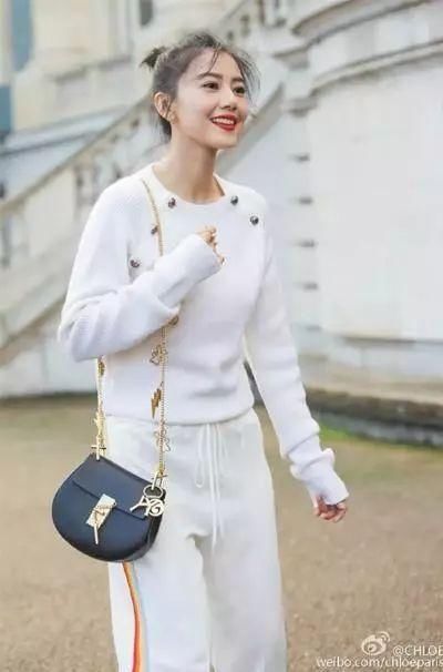 这条时髦的裤子,能解决你夏季所有的搭配!