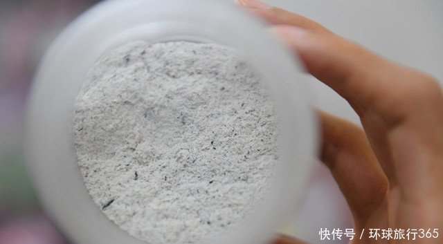 她是东莞至今仍靠脸吃饭的女人，1根线秒杀整容刀，现1元求传人