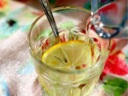 教你用这种水果减肚子，一天一次，吸脂排毒，一周瘦出小蛮腰