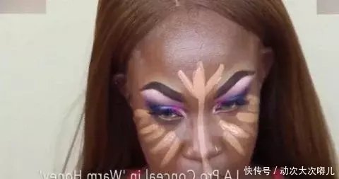 非洲黑人妹子化妆就跟开挂一样，妆前像猩猩妆后秒杀国内众多网红