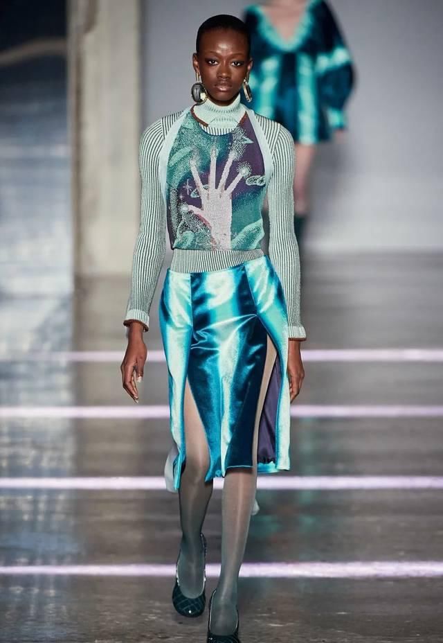  色彩：时装展最靓话题：这8大颜色夫人夫人太炫了，美哭！！