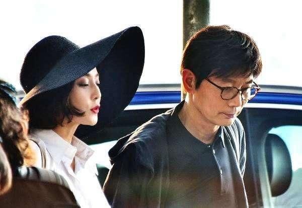 范冰冰要凉?冯小刚霸气回应:《手机2》不受影响，会准时上映