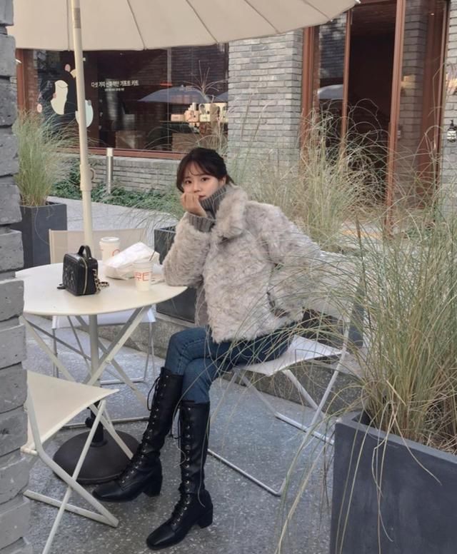  重样@倒春寒怎么穿衣服？跟这位博主学时尚穿搭，温暖舒适还不重样