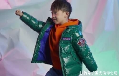 「多网友都表示」别再说千玺弟弟长得好看了，求你看看焉栩嘉弟弟的照片，才知啥是神颜