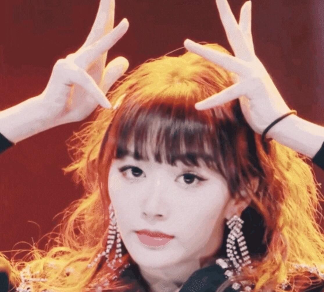  #位韩网友#韩网热议青你2热门练习生，许佳琪被赞像女王，蔡卓宜离婚被吐槽
