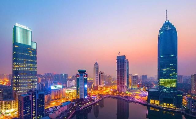 中国最争气的省会城市，曾经被人瞧不起，如今却逆袭成新一线！