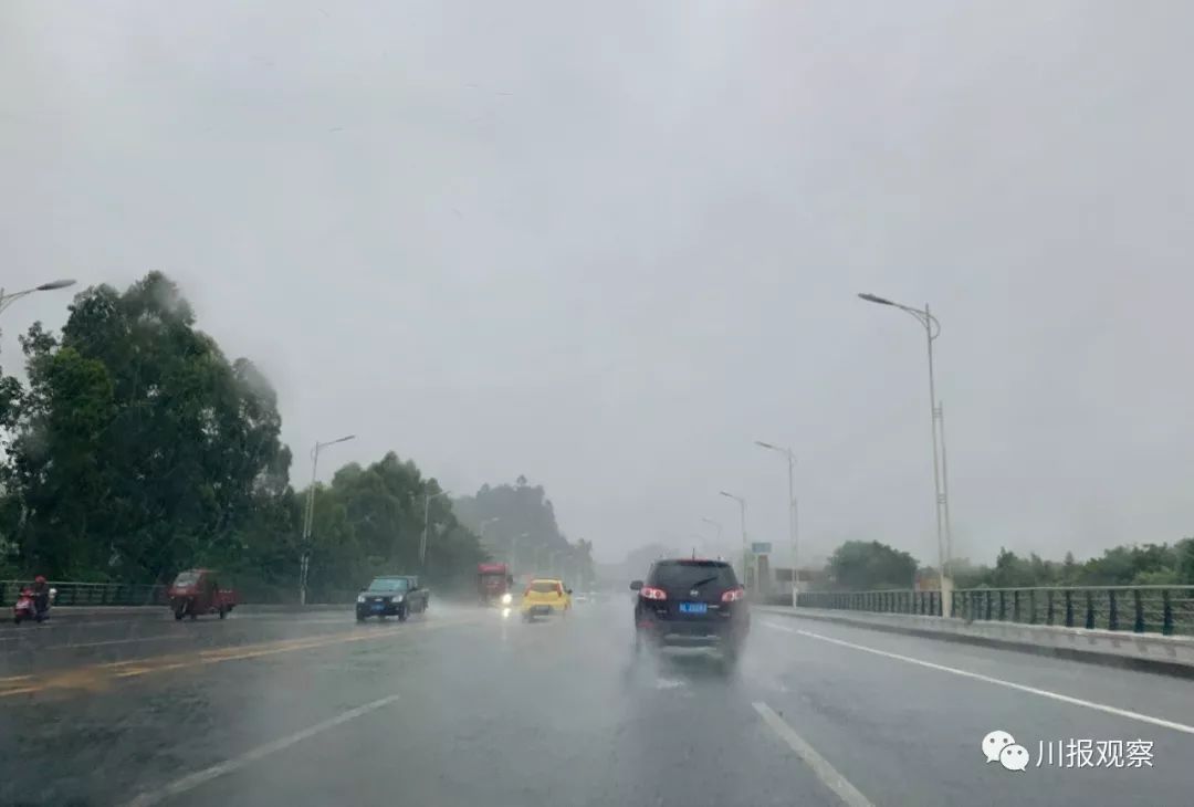 四川8区县地质灾害橙色预警、大范围黄色预警！成昆铁路中断…