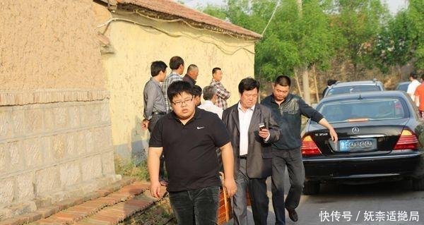  「买房」农民应该进城买房吗，脱离农村后如何养活自己专家给出