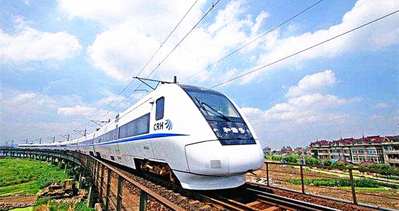 中国最“无奈”的高铁路线，坐汽车仅需1小时，高铁反而要4小时