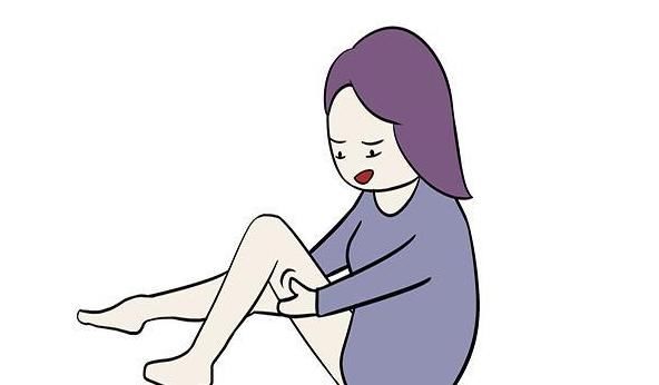  皮肤上@脱裤子的时候，腿上为什么总会出现大量的白屑？原因可能有三
