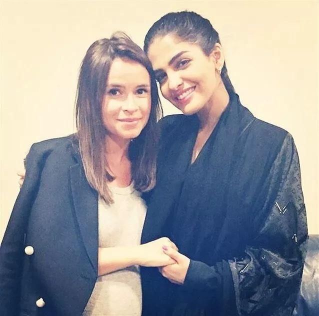 沙特名媛太时髦:首位18岁超模走红、公主开车登刊、王妃混时装周