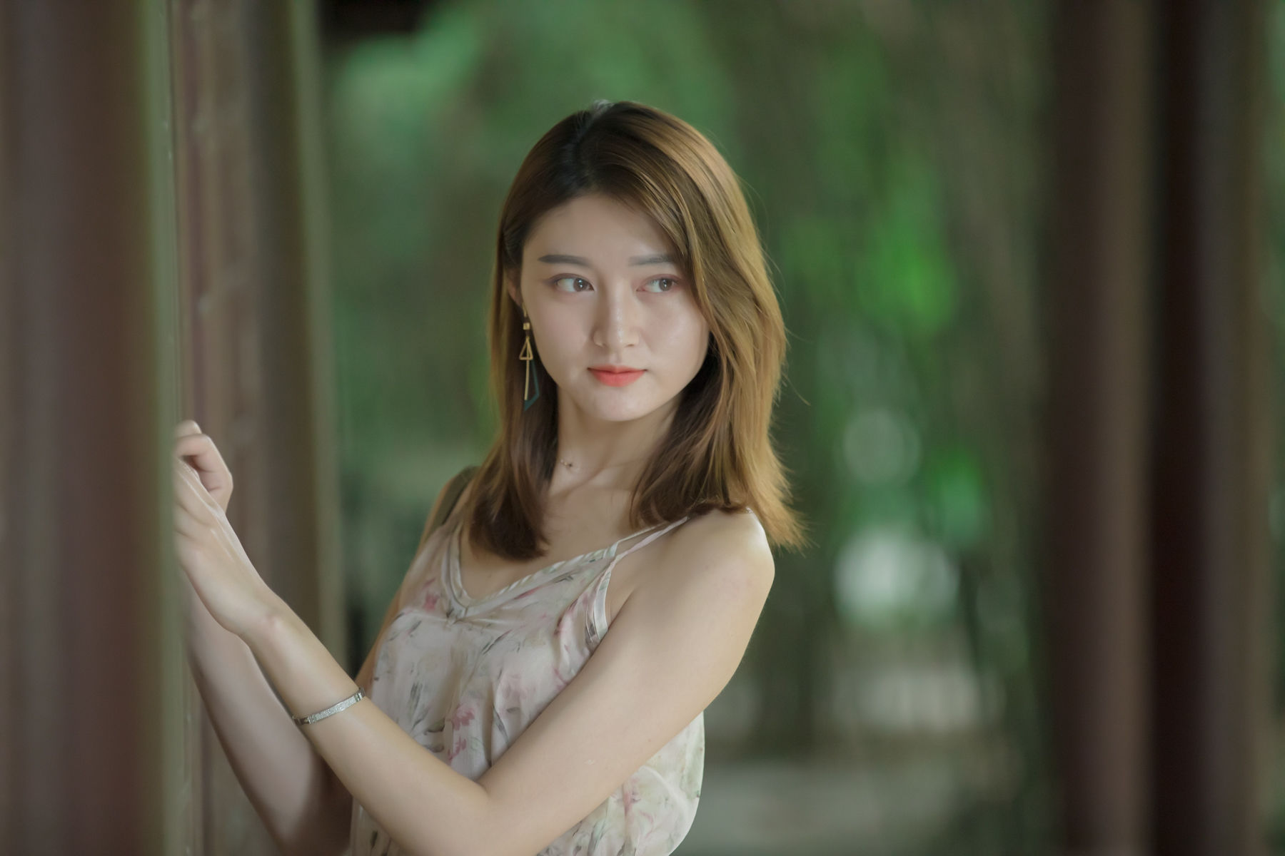 不想说再见，成都带不走的只有你！随小姐姐领略成都之美