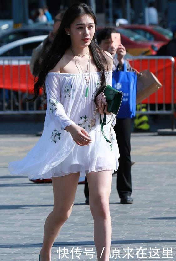  「形容」时尚街拍美若天仙，这样形容辣妈不为过吧！
