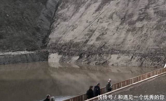 世界上最“乌龙”的桥:工人拿反了图纸,完工后成为著名景点