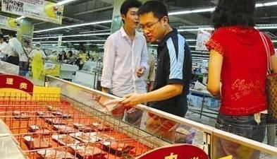  「猪瘟」猪肉涨到20一斤，对老百姓意味着什么？不只是吃不起猪