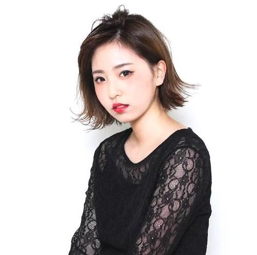 初秋短发流行剪“灯笼头”，剪了千万不要发朋友圈，因为太美了！