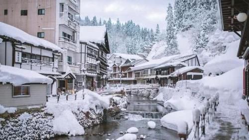 日本不用暖气,那么日本人是如何度过寒冷的冬天呢?