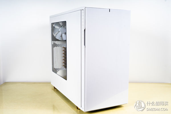 装机 篇一:纯白主机装机-Fractal Design Define R5白金版装机