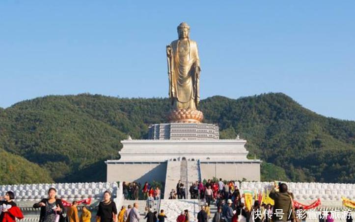 世界“最高”的佛像位于中国，耗资12亿，吸引众多游客“抱佛脚”