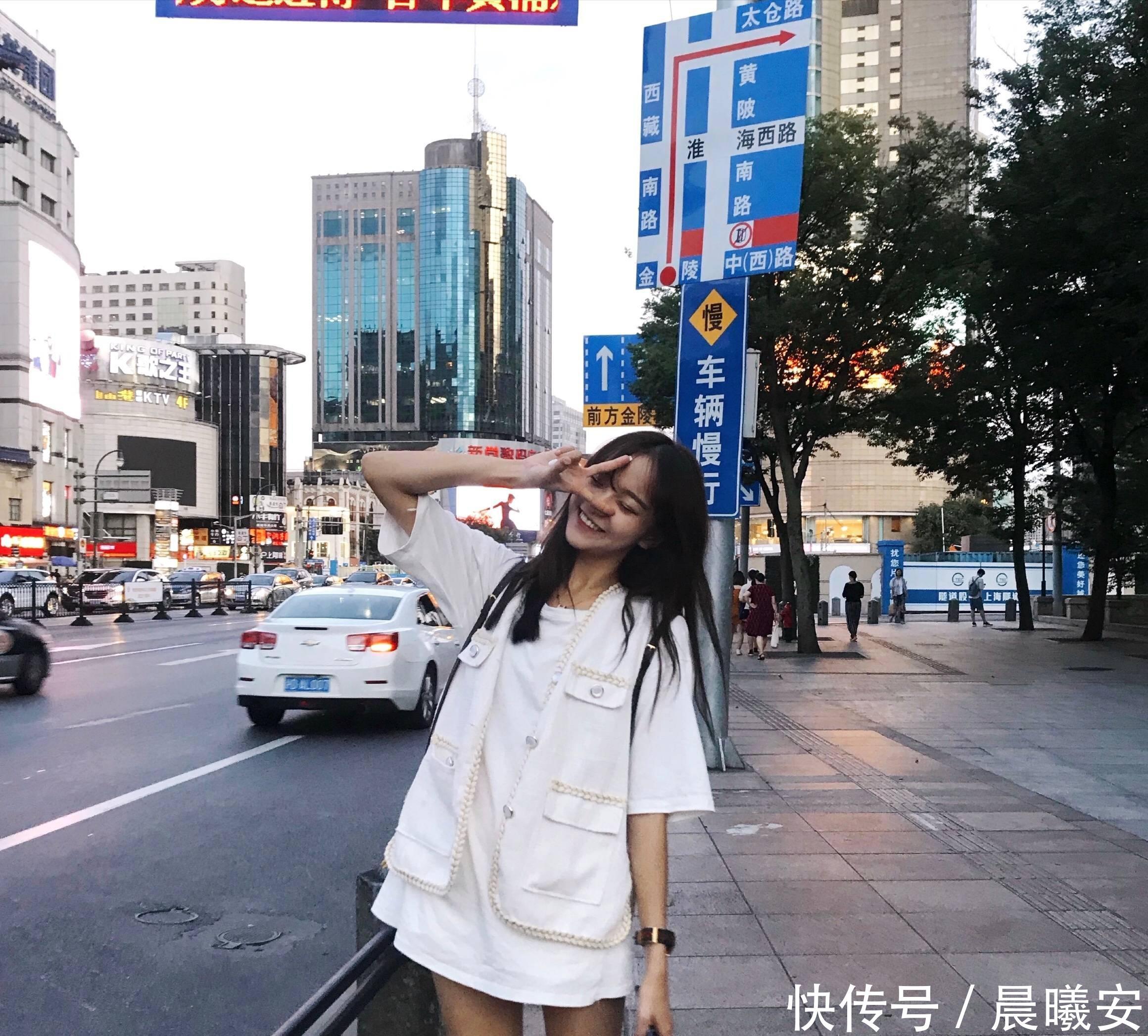 『气质』温柔轻熟气质穿搭,简单的单品随意搭出时尚感,小仙女们学起来