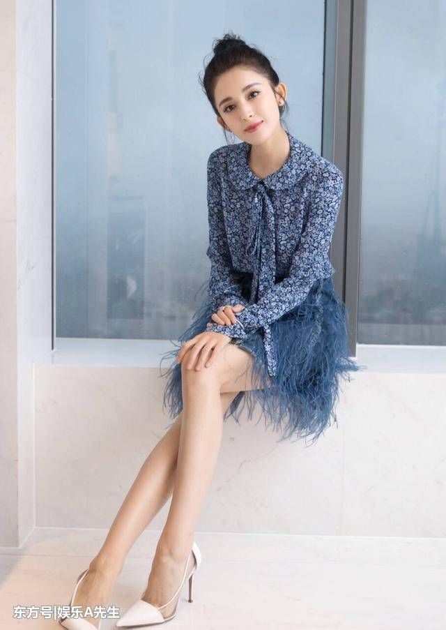 脚蹬十厘米以上的高跟鞋，这不是一般人能驾驭了的，王子文拼了