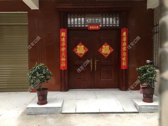  「建起」父母监工、弟弟装门窗、妹夫买建材，50万建起4层农村新