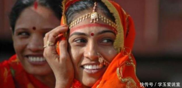 去印度遇到鼻环女子对你笑, 建议要远离, 以免会发生不必要的麻烦