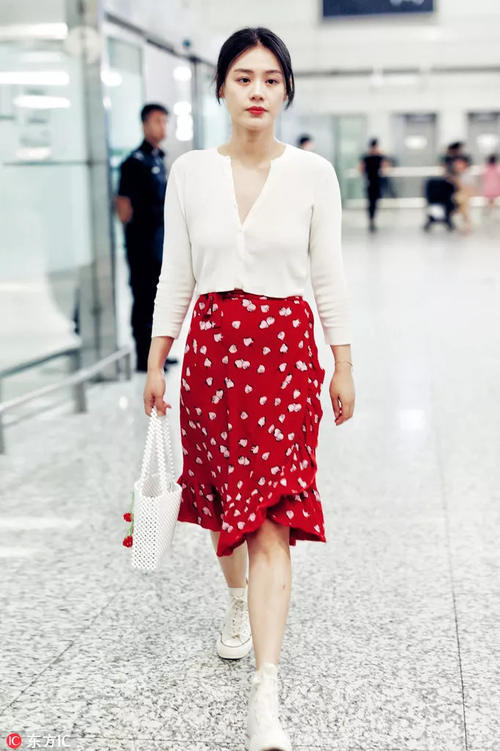 《幻乐之城》就是王菲带领的大型时装秀