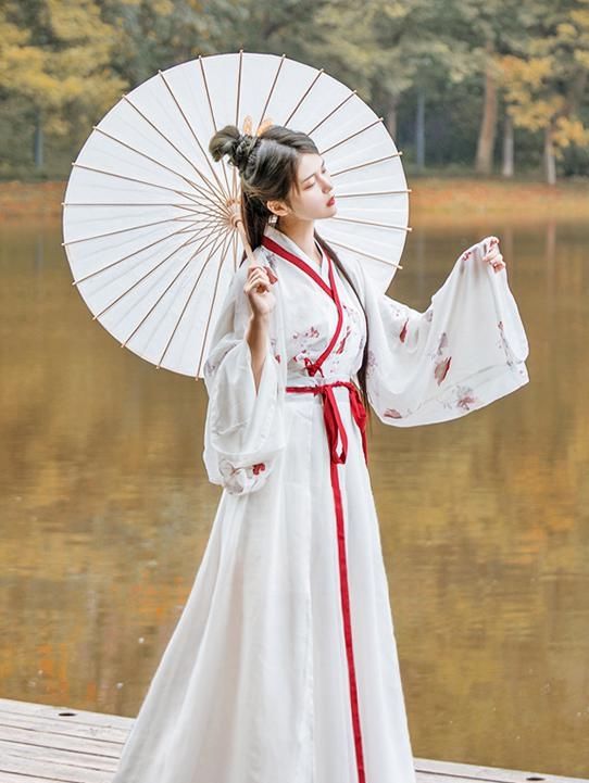  「汉服」华美和优雅并存的超美汉服穿搭