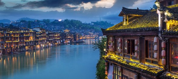 中国一个十分聪明的景区,尝试门票免费,收入突破140亿元