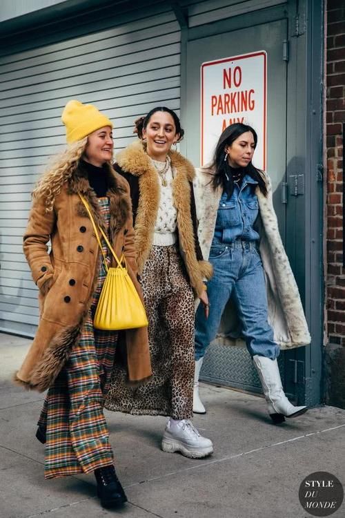  『下手』2020服装怎么挑？从这7种衣柜早有的流行色下手，新衣都不必买了