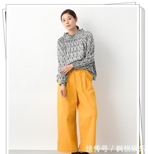  『清新的氛围』纯色衬衫穿腻了？这些带图案的衬衫穿搭不会让你失望！